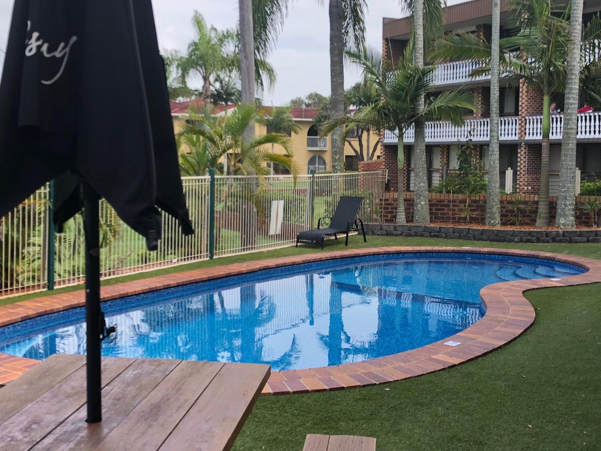 Bribie Waterways Motel Bongaree 외부 사진