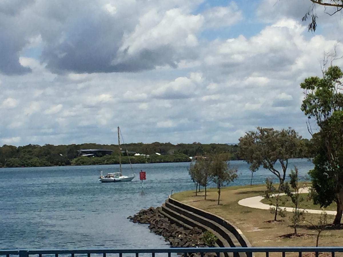 Bribie Waterways Motel Bongaree 외부 사진