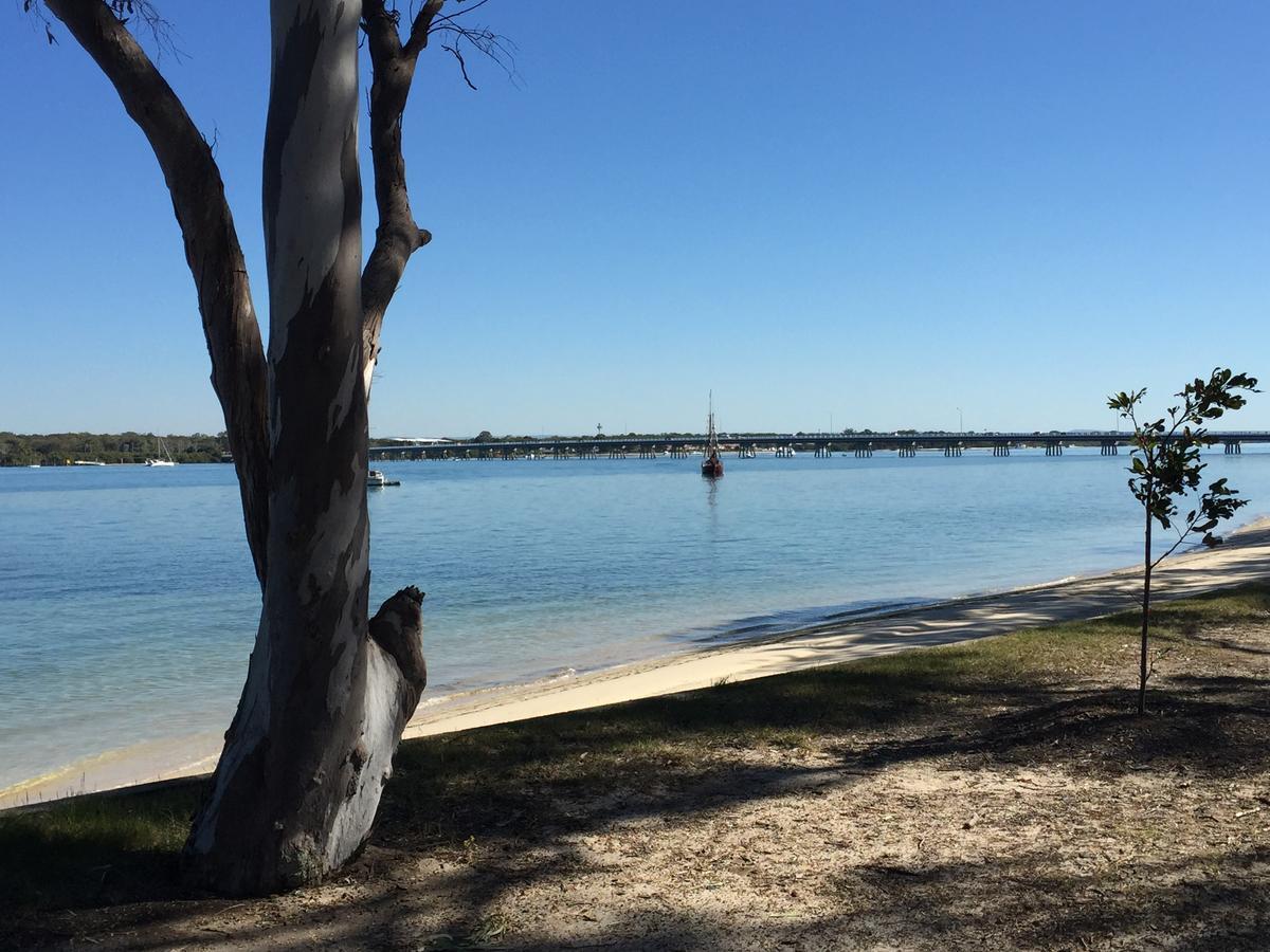 Bribie Waterways Motel Bongaree 외부 사진