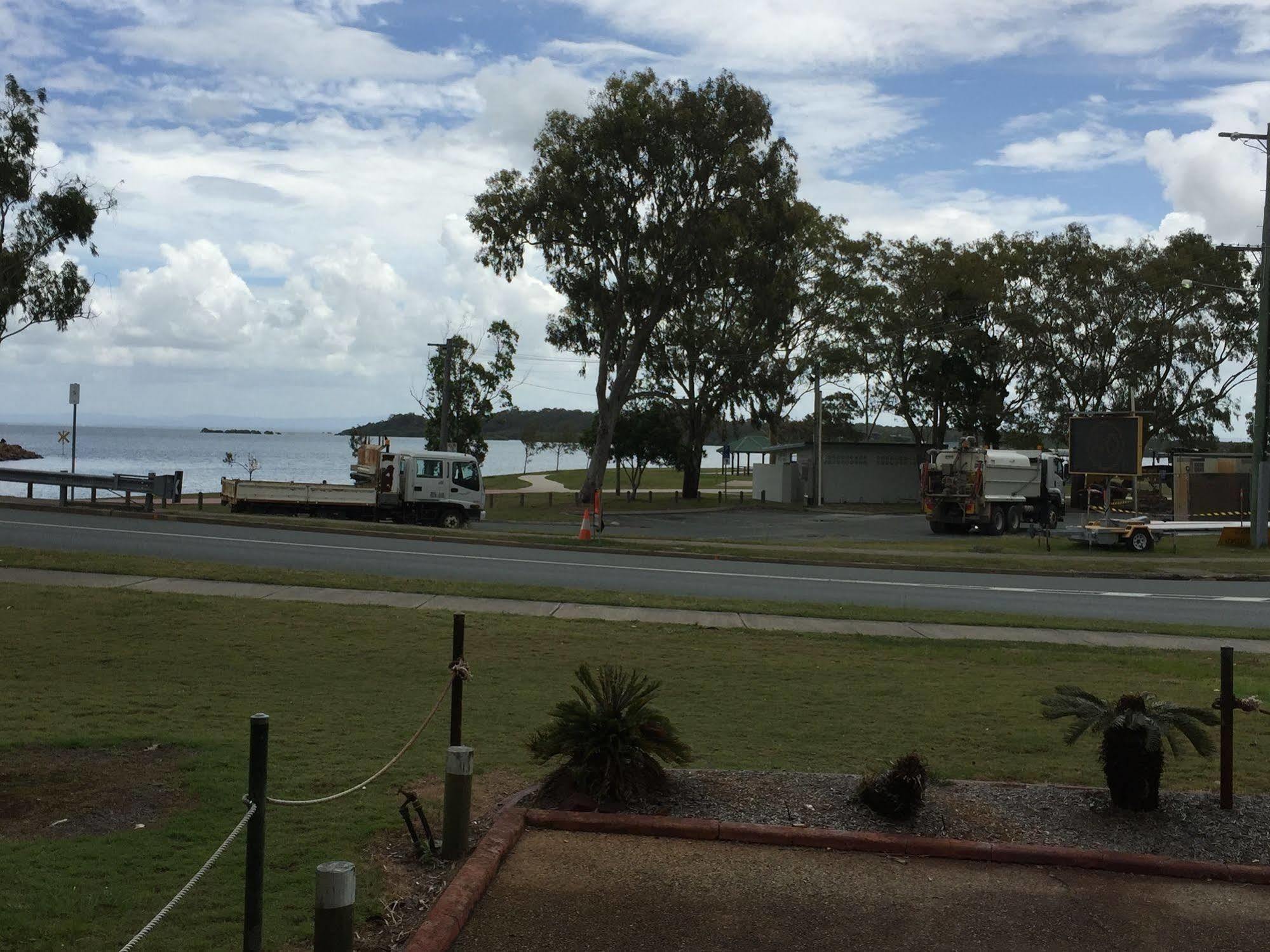 Bribie Waterways Motel Bongaree 외부 사진