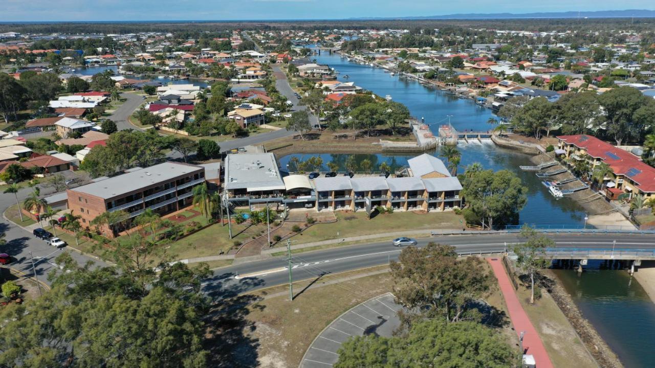 Bribie Waterways Motel Bongaree 외부 사진